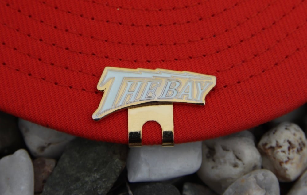 Image of Thunder Clip - White