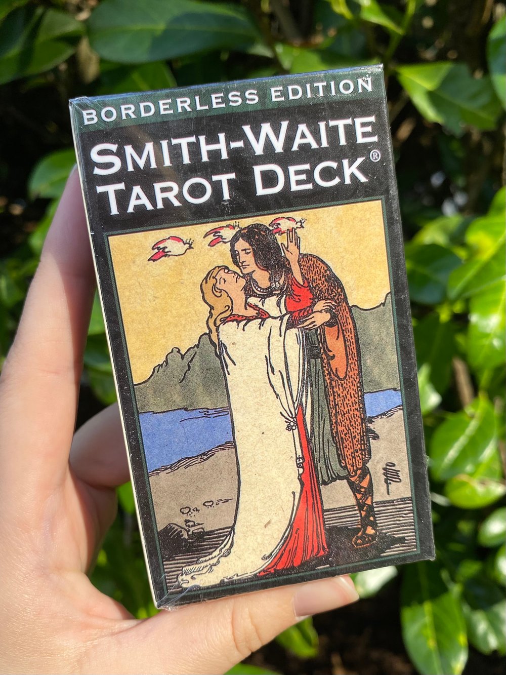 Image of Smith-Waite Tarot Deck (borderless edition)