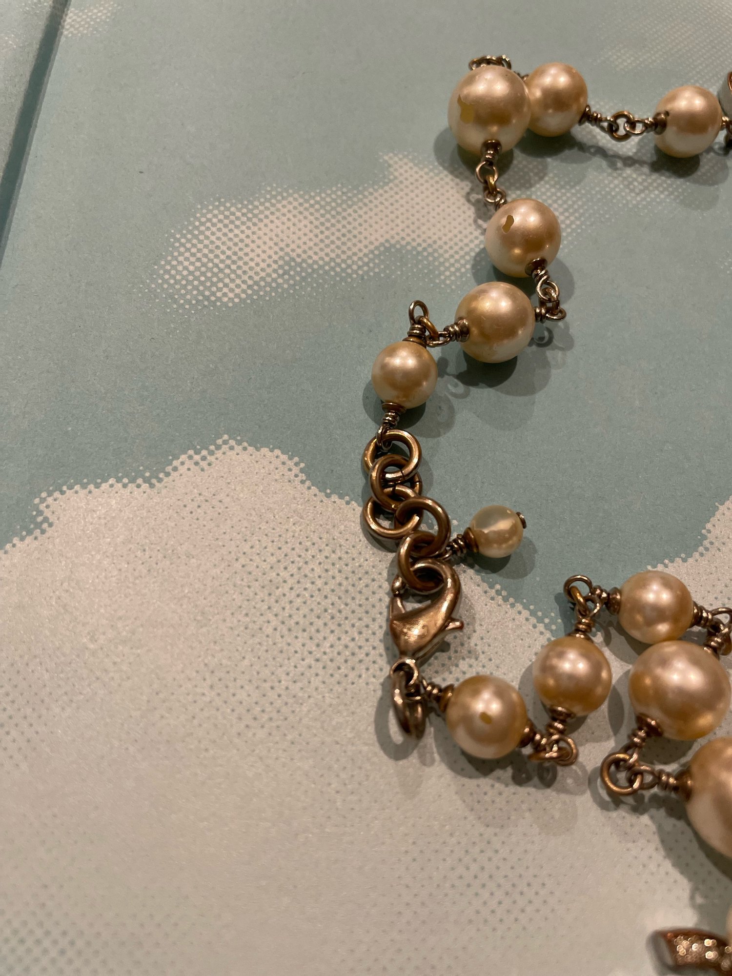 Image of CHANEL PEARL NECKLACE
