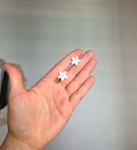 Image 2 of Pendientes Jazmín mini 