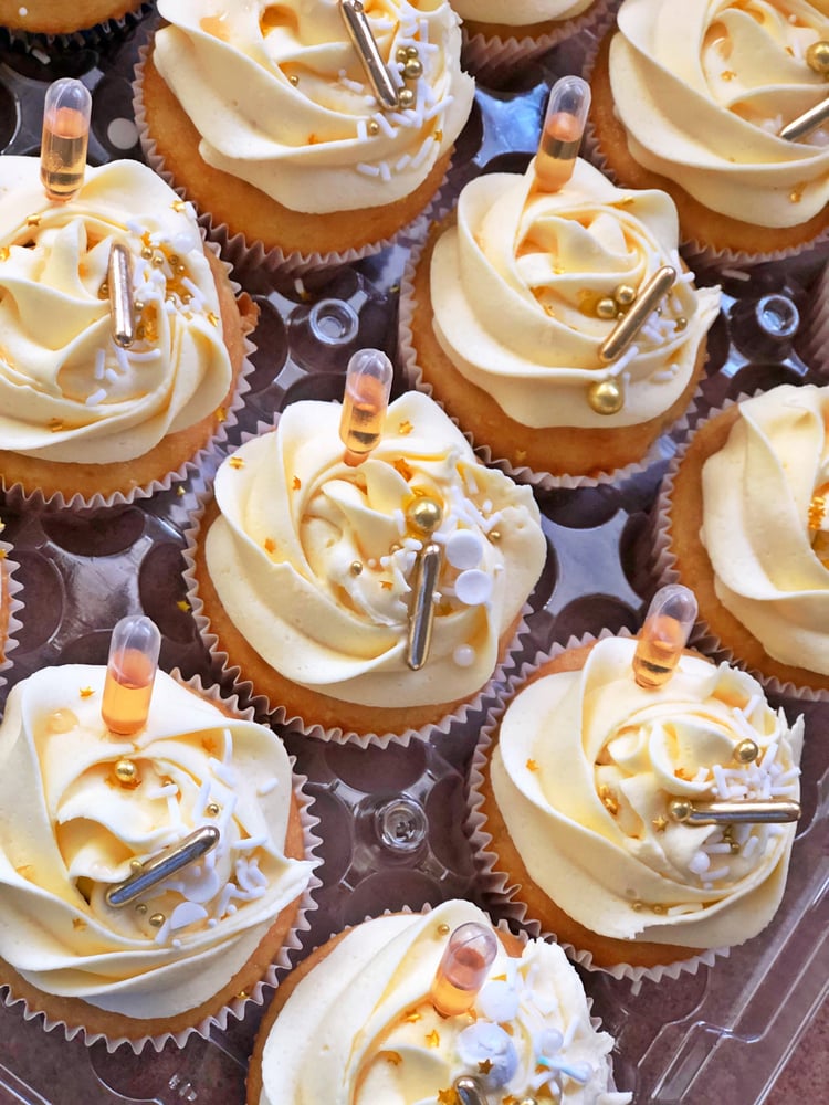 Image of Dozen of Cupcakes (Regular Flavors) 