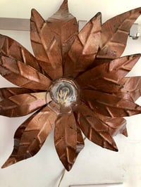 Image 4 of Lampe Applique fleur