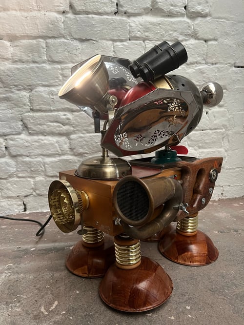 Image of Curly Bumtrumpet