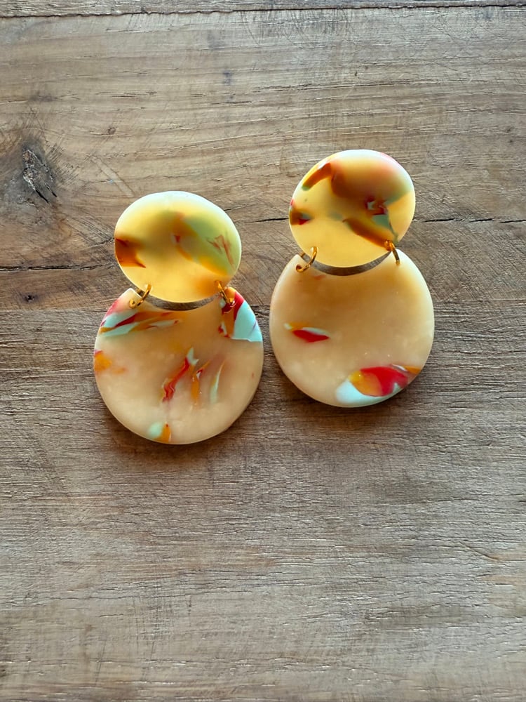 Image of Samoa in Translucent Mustard Mix