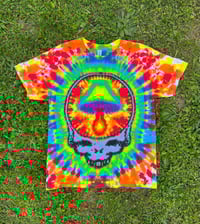 Image 2 of Large Mushroom Stealie Tee