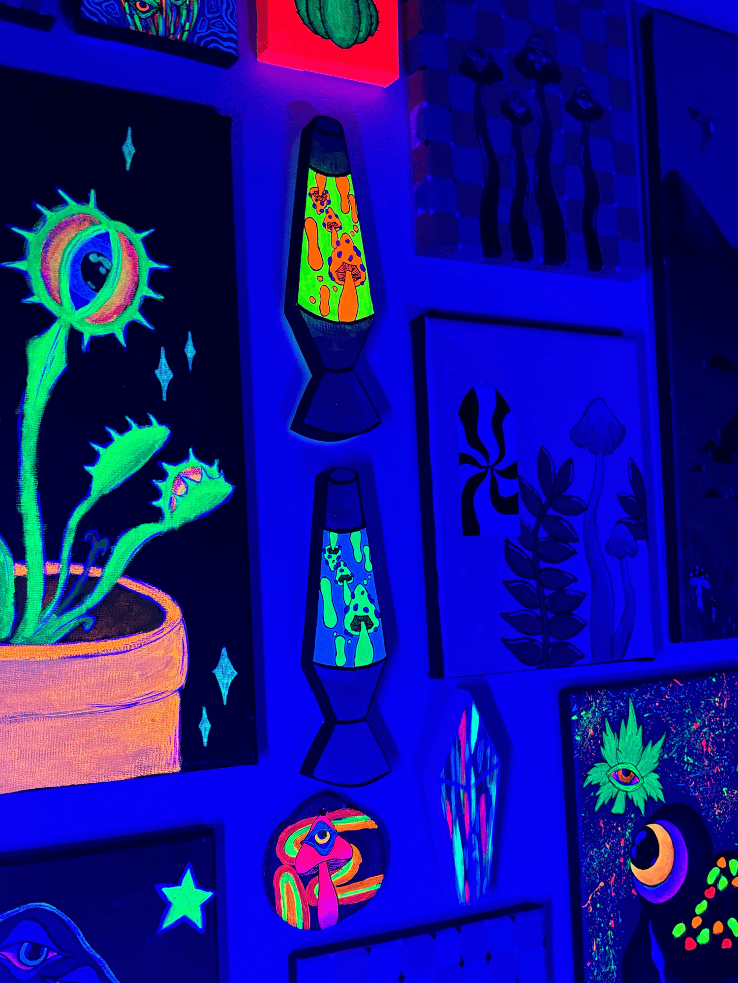 Image of Lava lamp wood cutout 
