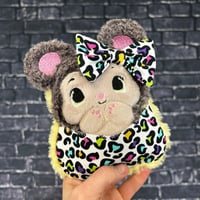Image 2 of PEANUT- Twiggy