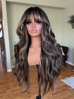 Image of Jennia luxury (ready to ship)