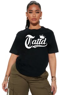 50% off!! TATTD QUEEN TEE!!! Black&white 🖤👑