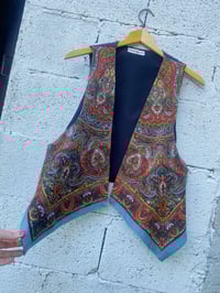 Image 5 of Chaleco feito a man. FOLIADA 128. Talla M