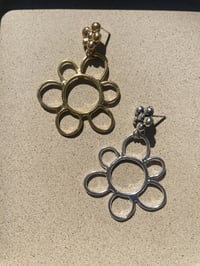 Image 4 of Garden Collection | Maisie Studs  