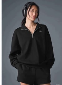 Accolade 1/4 zip pullover 