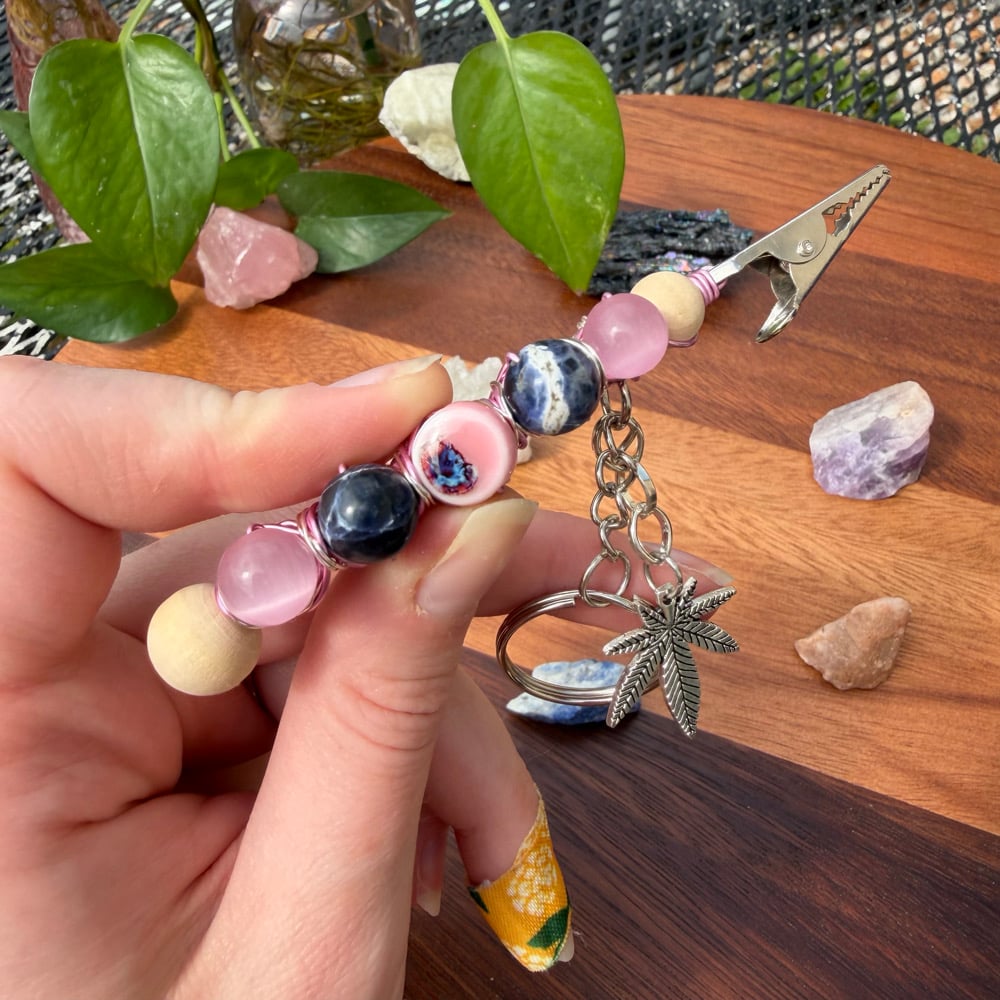 Image of lotus water clip keychain