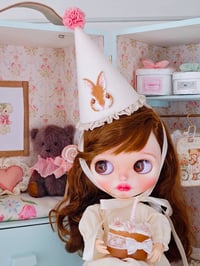 Image 2 of Gorrito cumpleaños blythe