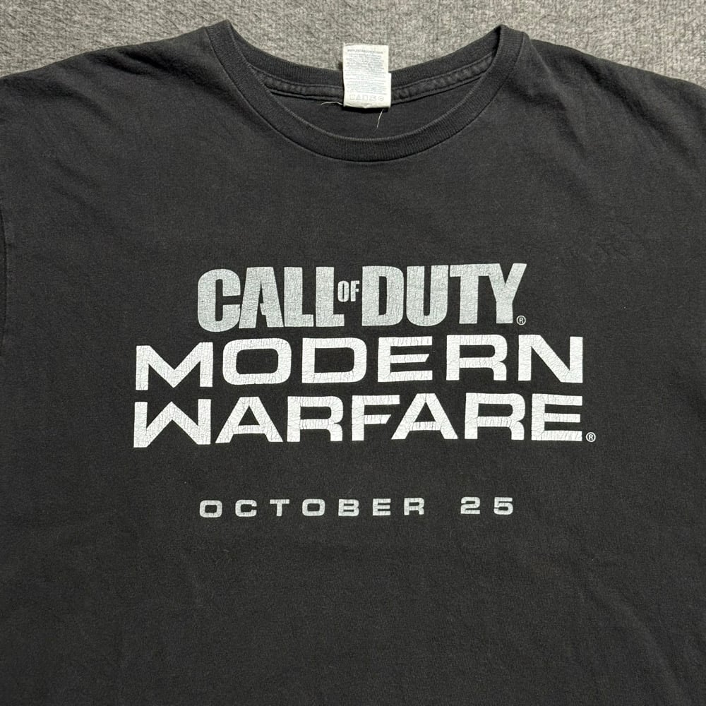 Image of 2000s Call of Duty Modern Warfare Promo Graphic Tee (L)