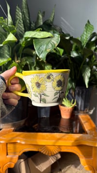 Image 1 of Sunflower mug 07
