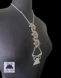 Image 2 of Flower Jewel Tie