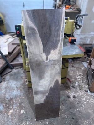 Pretty walnut board