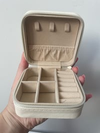 Image 3 of Jewellery Box