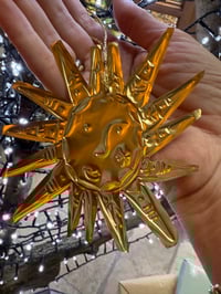 Image 2 of Décoration dorée✍️ Soleil