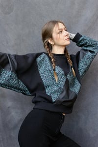 Image 3 of RAYA Hoodie, green leo