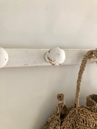 Image 1 of Patère blanche en bois 