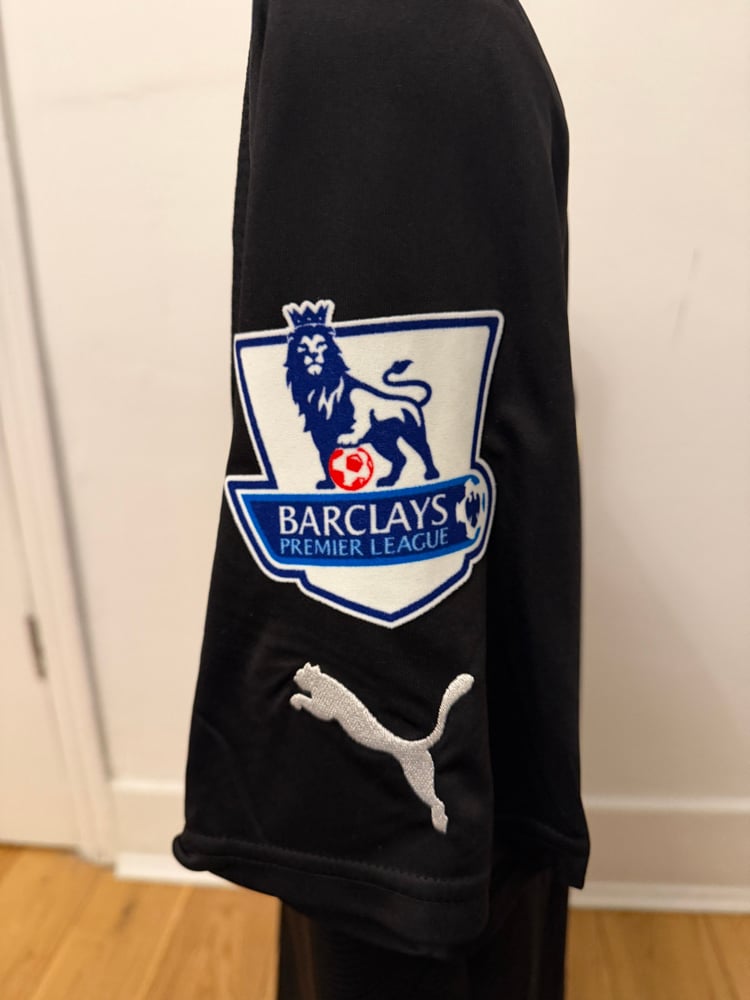 Image of Tottenham Hotspur “MODRIĆ 14” 2011/12 Third Shirt + PL patches  (L)