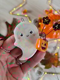 Image 2 of Ghost with bag & flowers 