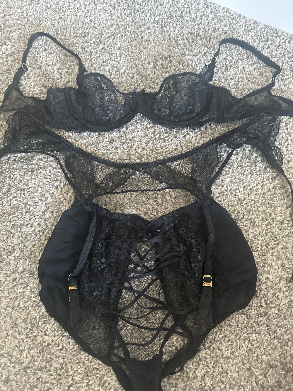 Agent provocateur black lace set