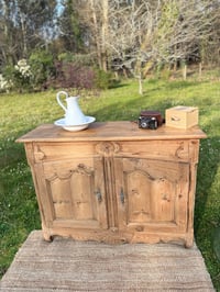 Image 1 of BUFFET -LEOPOLD