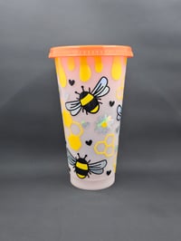 Image 1 of Honeybee Color Changing Cup