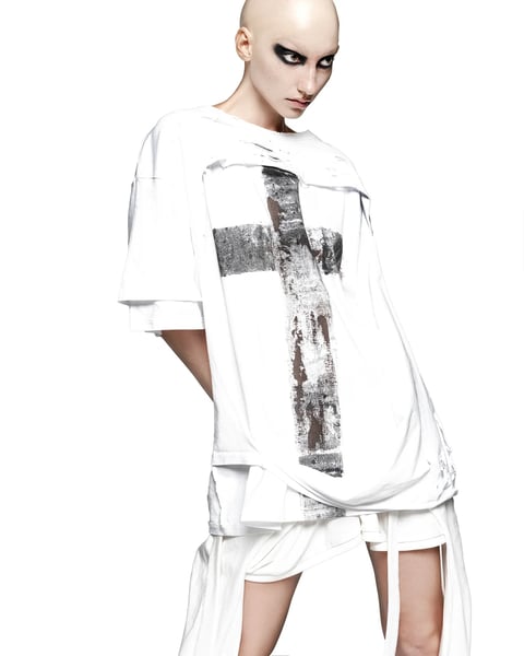 Image of LATUI ATELIER - Hybrid-Kid T-Shirt 