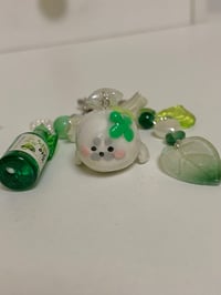 Image 2 of clover soju seal keychain