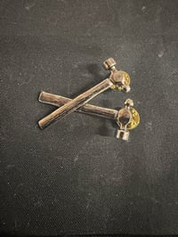 Cross hammer pin 