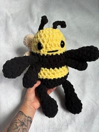 bea the bee