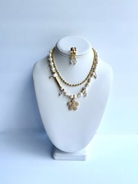 Image 3 of Daisy Trio