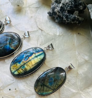 Image of Labradorite silver pendant necklace 