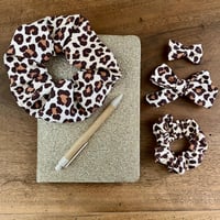 Image 2 of Barrette Hortense léopard