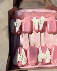 Angel Wing’s Cakesicles