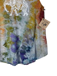 Image 8 of ♻️ UPCYCLED M Jersey Knit Elephant Graphic Tank in Watercolor Ice Dye