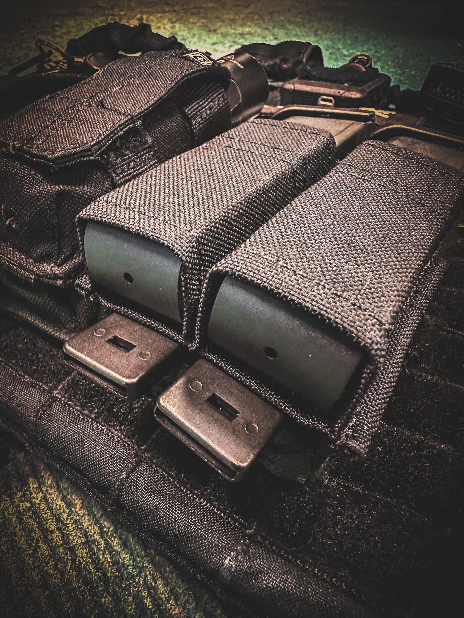 Image of KMP 9mm FAST MAG POUCH