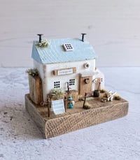 Image 2 of Seaspray 