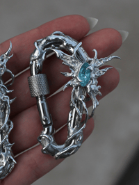 Image 4 of Helenor - Carabiner 