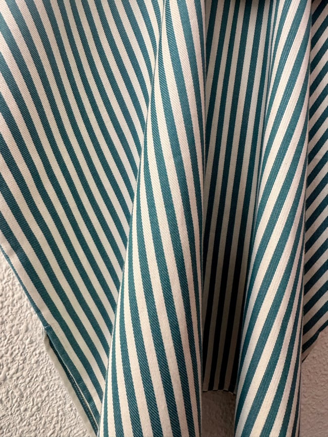 STRIPÈD HUIPIL WITH RUFFLE