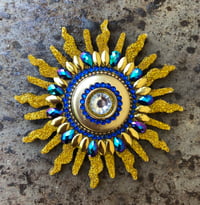 Image 1 of Collana sole in mosaico multi materico 
