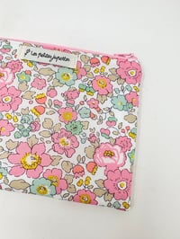 Image 2 of Pochette petit format LA COQUETTE Liberty Betsy Cupcake