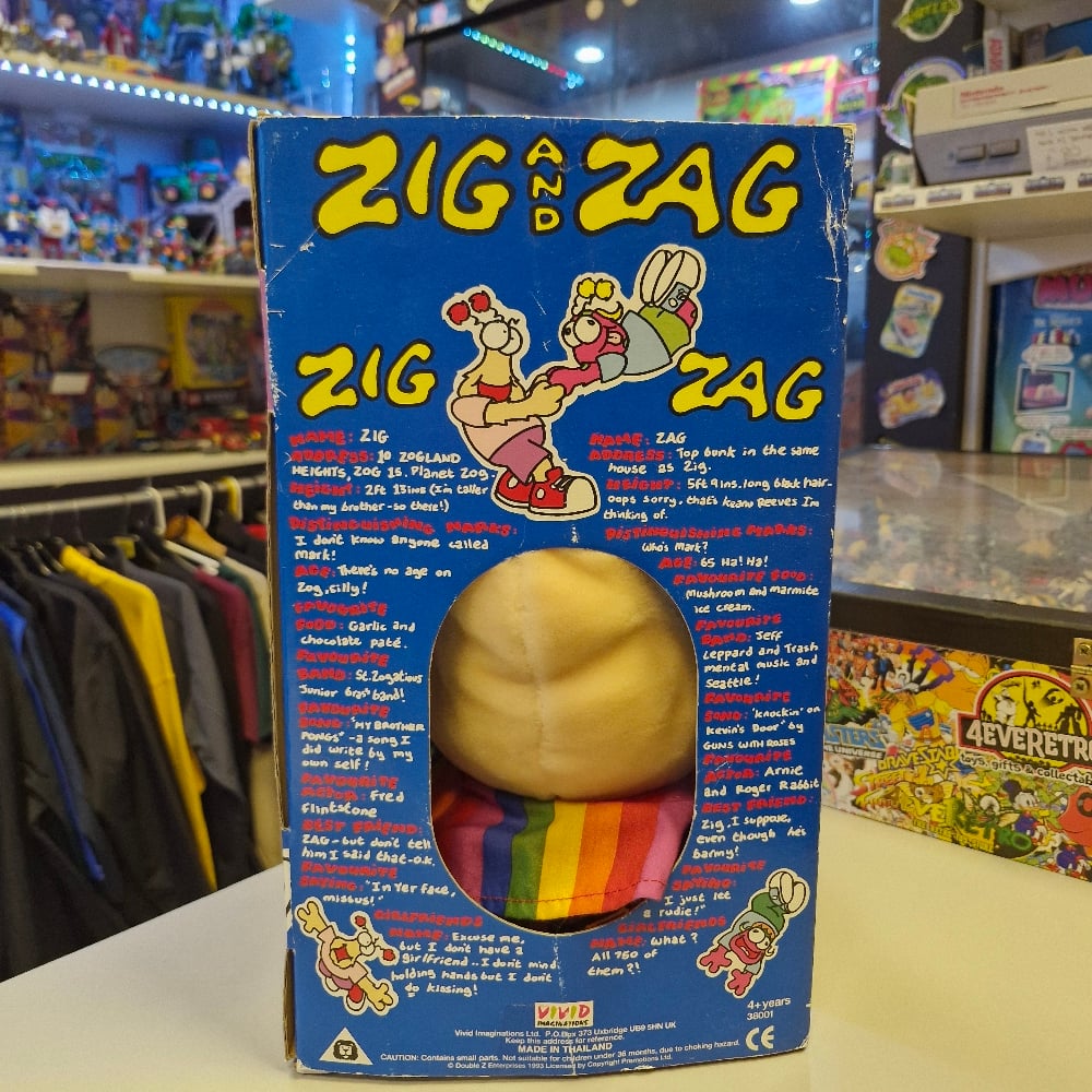 Image of Vivid Imaginations Zig and Zag – Zig Hand Puppet (Boxed)