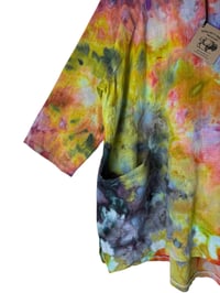 Image 7 of M 100% Cotton Forager Top in Bright Watercolor Ice Dye