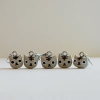 Image 1 of Light Gray Tabby Stitch Marker