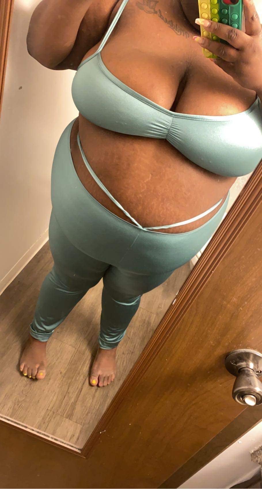 Image of Green nice BBW